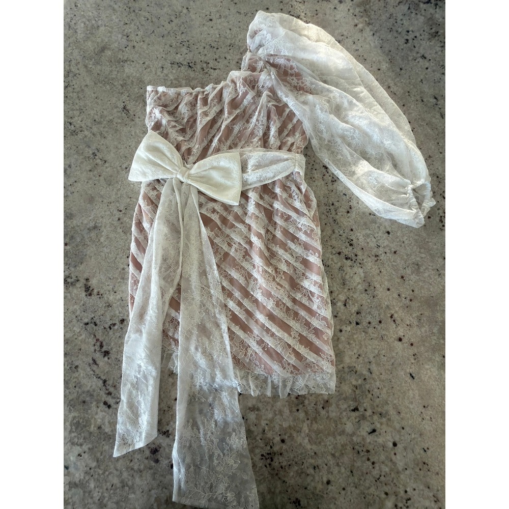 For‎ Love & Lemons One Shoulder Lace Bow Mini Dress Ivory Nude Size M NWT